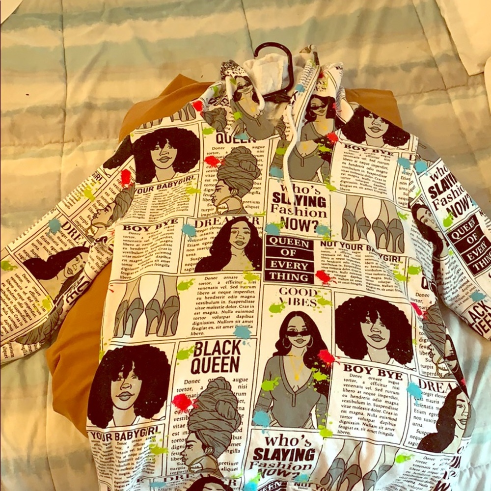 Women’s Hoodie Worn Once!!